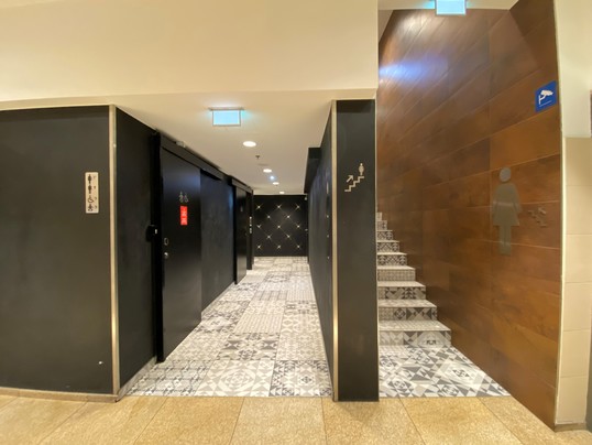 PAL_Toalety_patro_minus_2_sirka