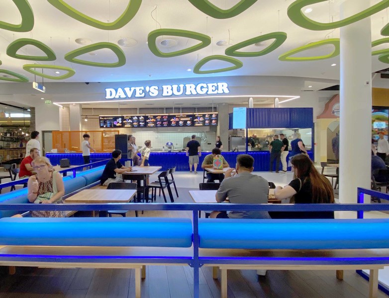 PAL_web_novinky_Daves_Burger_uvodni_fotka