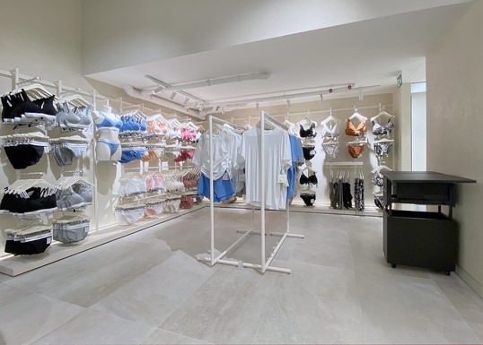 Calvin_Klein_interier_4_final_mala